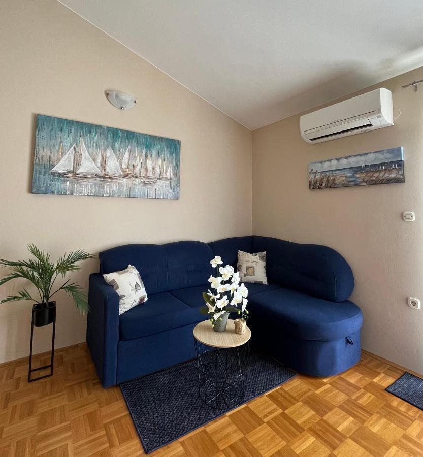 Apartments Tino & Leon ซูโกชัน ภายนอก รูปภาพ