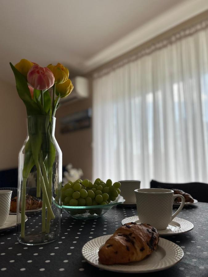 Apartments Tino & Leon ซูโกชัน ภายนอก รูปภาพ